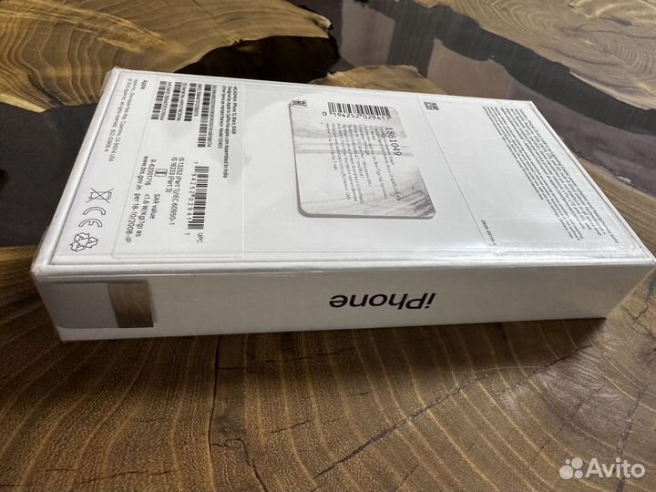 iPhone 12, 64 ГБ