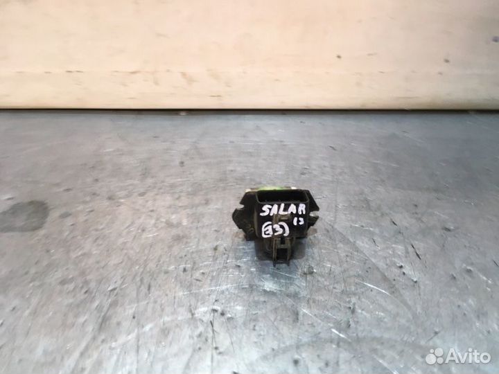 Резистор отопителя передний Hyundai Solaris седан
