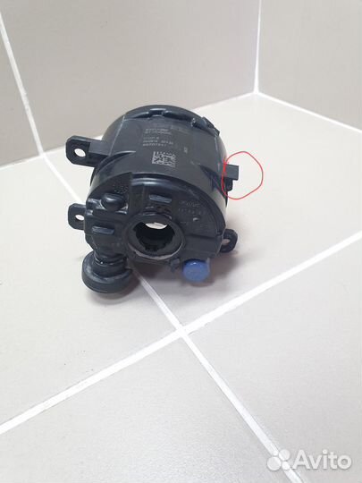 Противотуманка Mitsubishi Pajero Sport 3