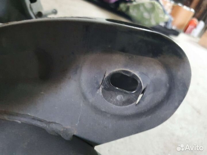 Подрамник mitsubishi lancer 10