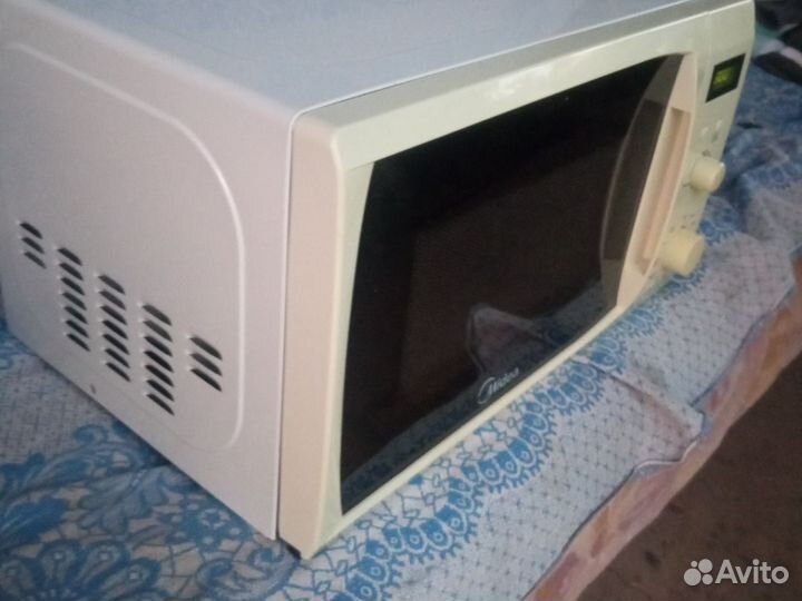 Микроволновая печь Midea
