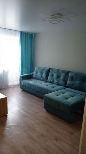 2-к. квартира, 42 м², 3/5 эт.