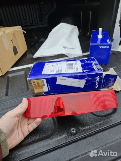 Задний нижний фонарь volvo xc 90