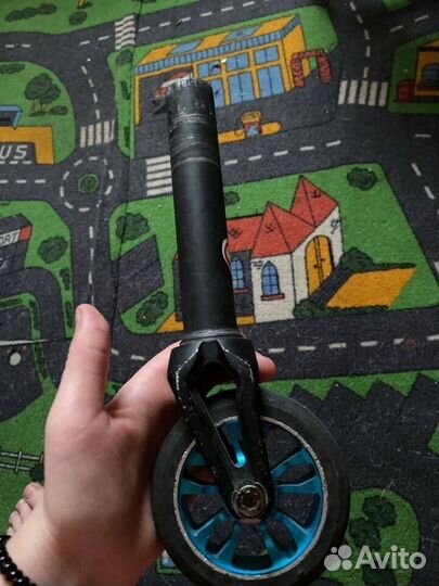 Вилка и колёса