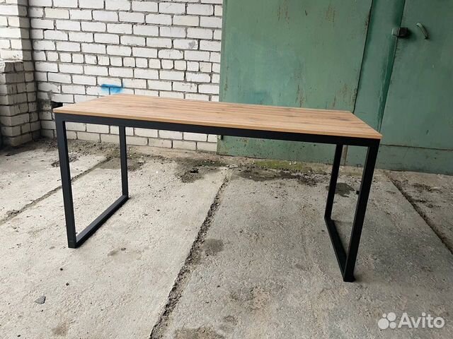 Столик лофт