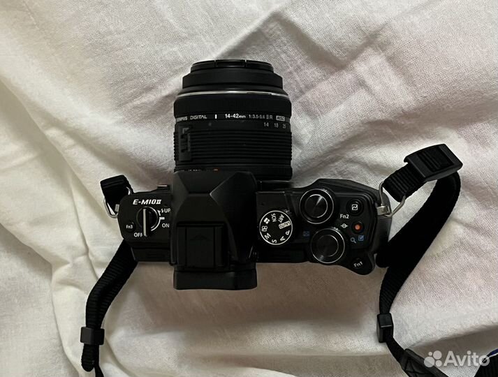 Фотоаппарат Olympus OM-D E-M10 Mark II