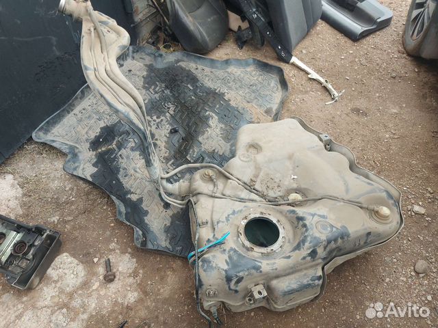 Бак топливный Volkswagen Jetta 5