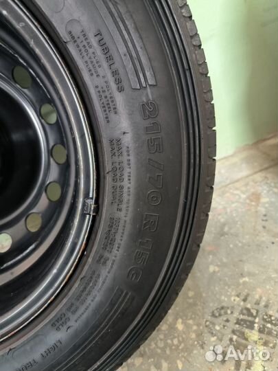 Michelin Vanpix 215/70 R15C