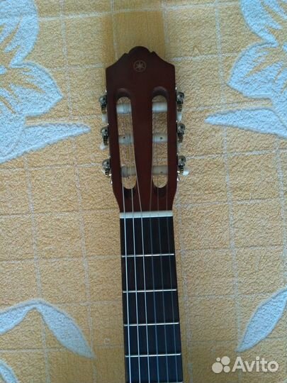Классическая гитара 4/4 Yamaha C40 + чехол
