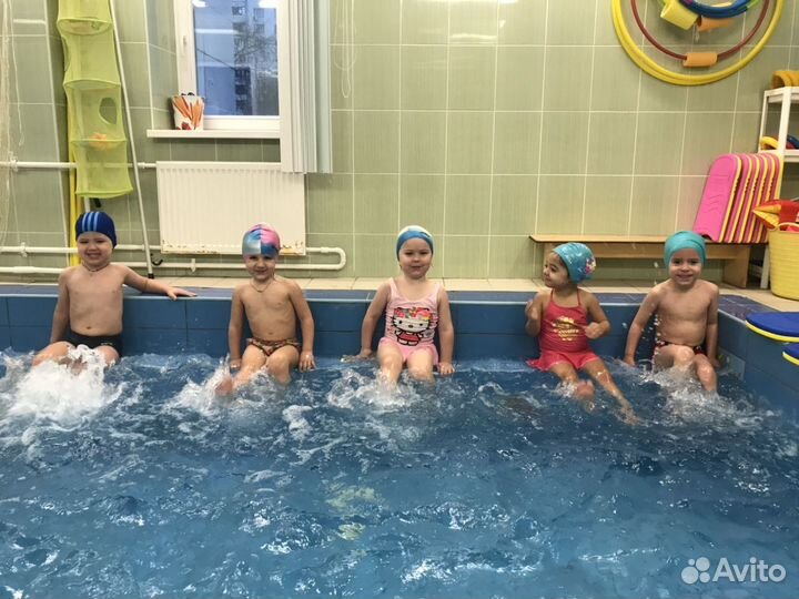 Тренер по плаванию, грудничковое плавание