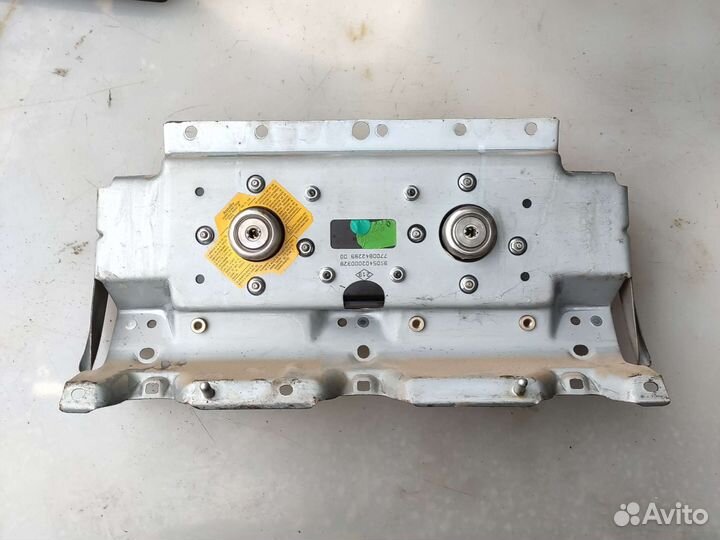 Подушка безопасности пассажира Рено лагуна 1