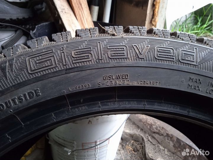 Gislaved Nord Frost 200 235/45 R18 98