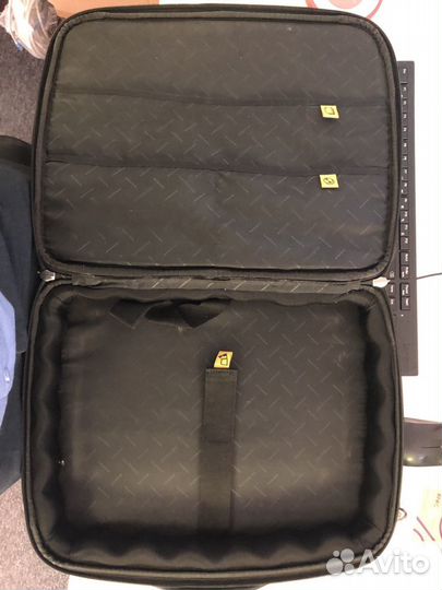 Сумка для ноутбука 17 б/у