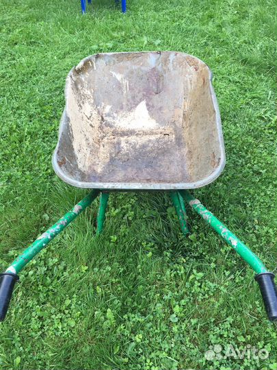 Садовая тачка