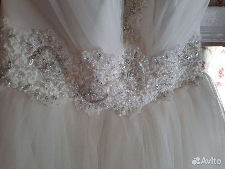 Продам свадебное платье