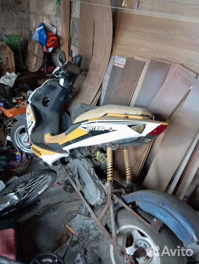 Скутер Ирбис50