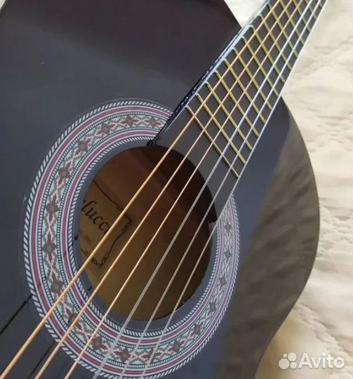 Классическая гитара ученическая 39