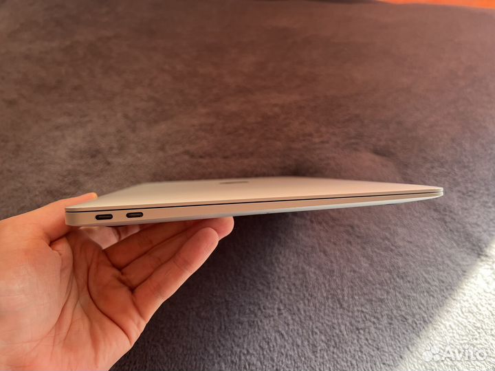 Macbook air 13 2018 retina 8gb 128gb