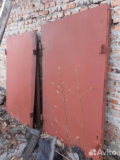 Ворота гаражные металлические