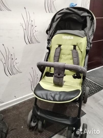 Детская прогулочная коляска