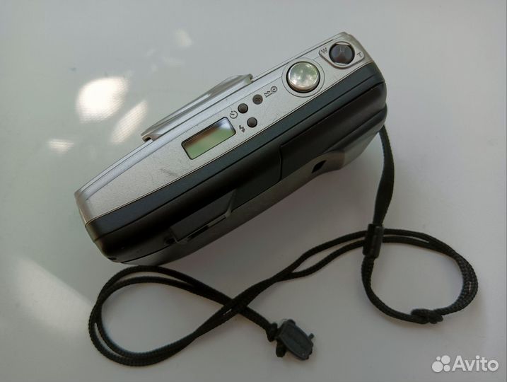 Плёночный фотоаппарат Olympus superzoom 80g