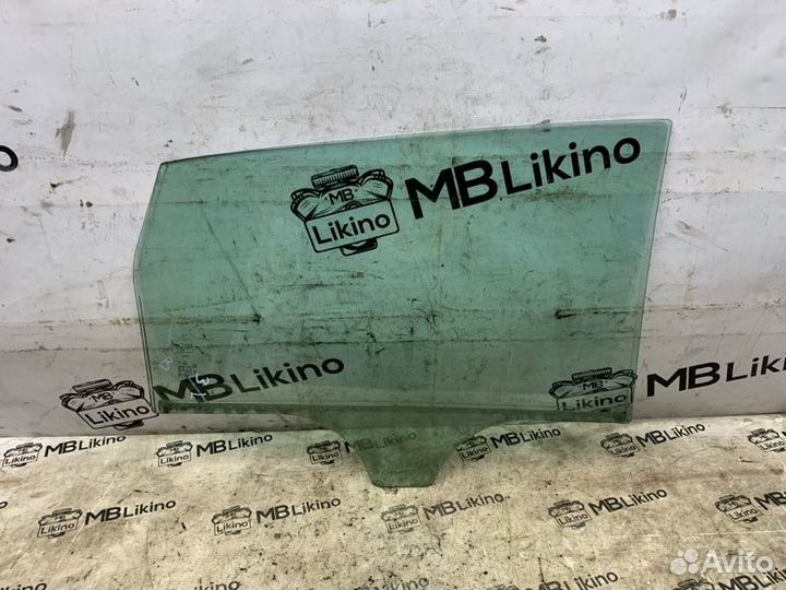 Стекло двери заднее левое Mercedes B-Class W246