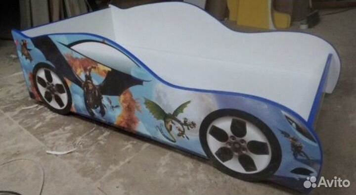 Детская кровать с матрасом