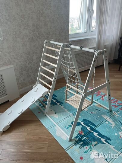 Детская шведская стенка