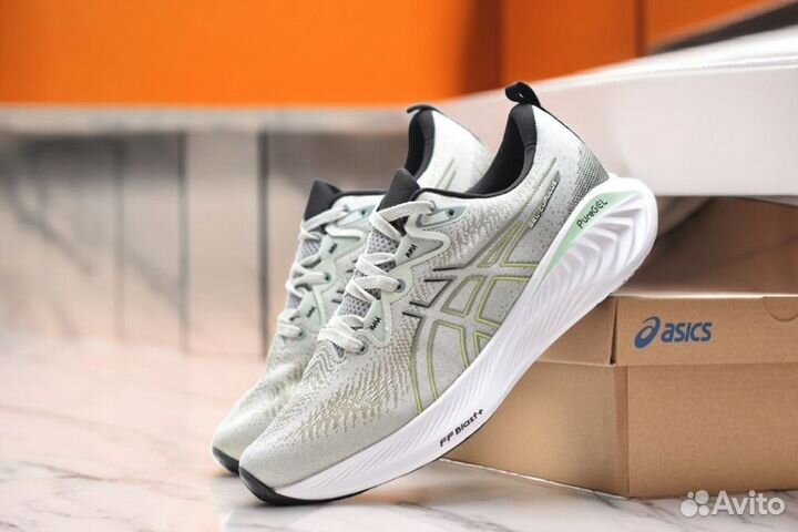 Кроссовки asics