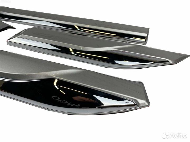 Молдинги дверей Toyota Land Cruiser 300 U6393