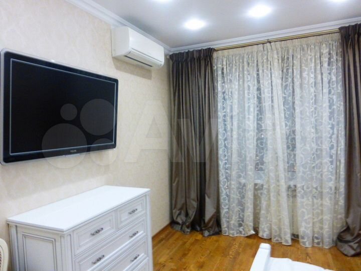 2-к. квартира, 75 м², 18/24 эт.