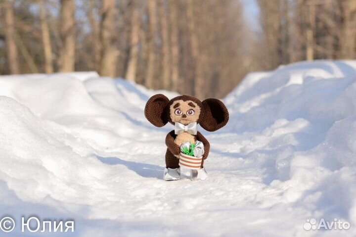 Вязанный Чебурашка