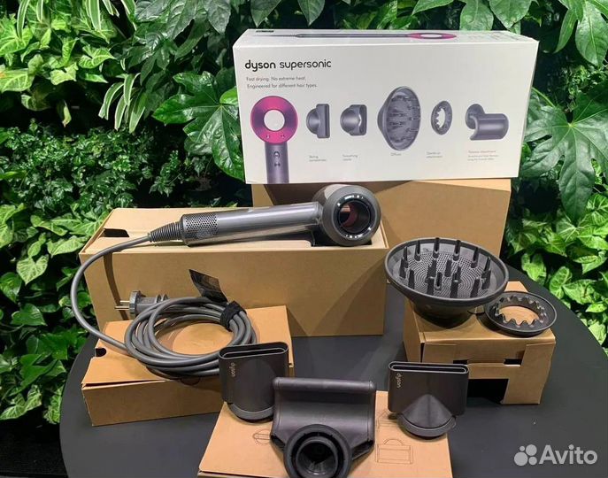 Фен dyson supersonic+ комплект расчесок в подарок