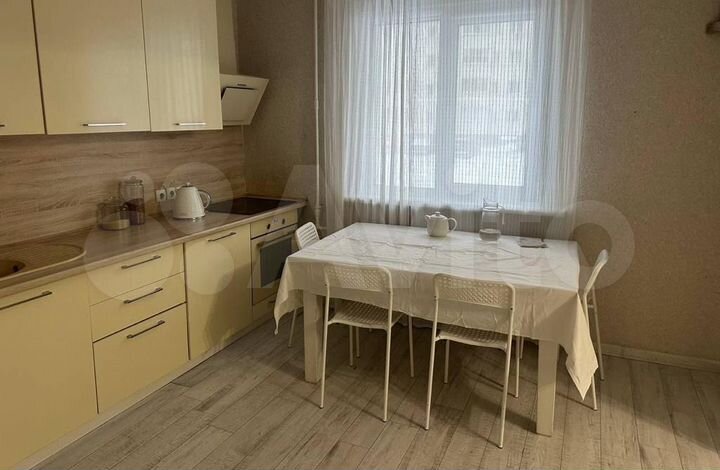 3-к. квартира, 91 м², 2/17 эт.