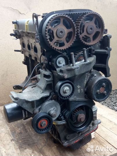 Двигатель Ford Focus 1 1,8 Zetec