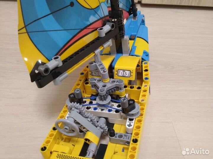 Lego technic гоночная яхта 42074
