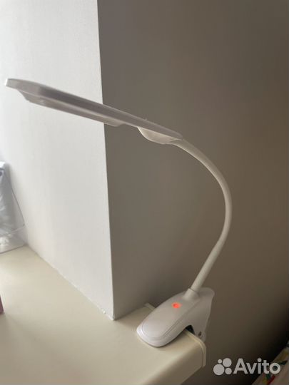 Лампа настольная светодиодная