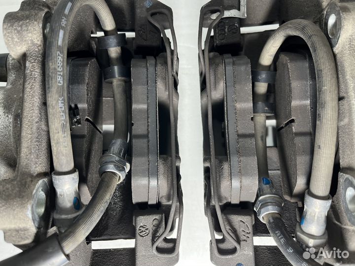 Суппорт передний правый Volkswagen Polo Mk6