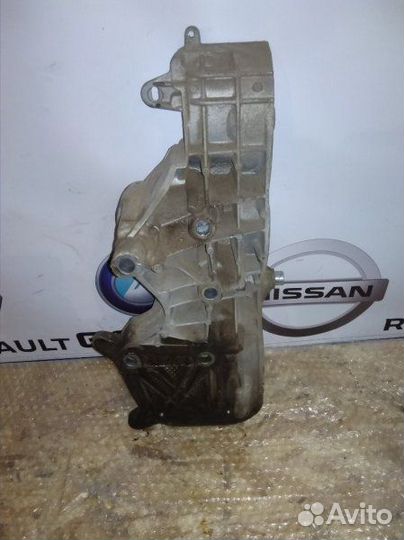 Кронштейн крепление навесного оборудования площадк