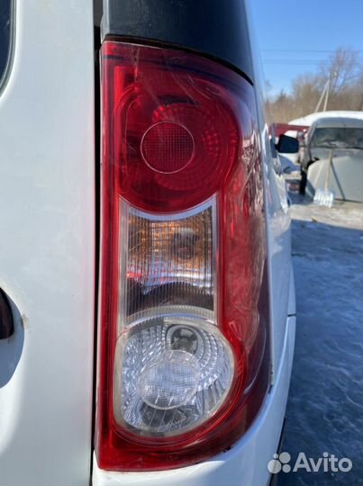 Фонарь лада Ларгус задний правый