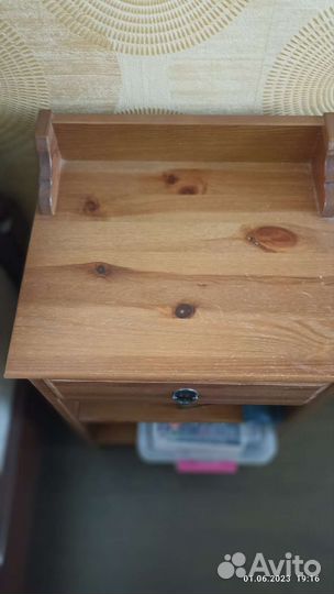 Тумбочки прикроватные