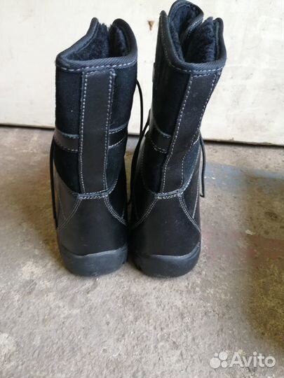 Зимние ботинки