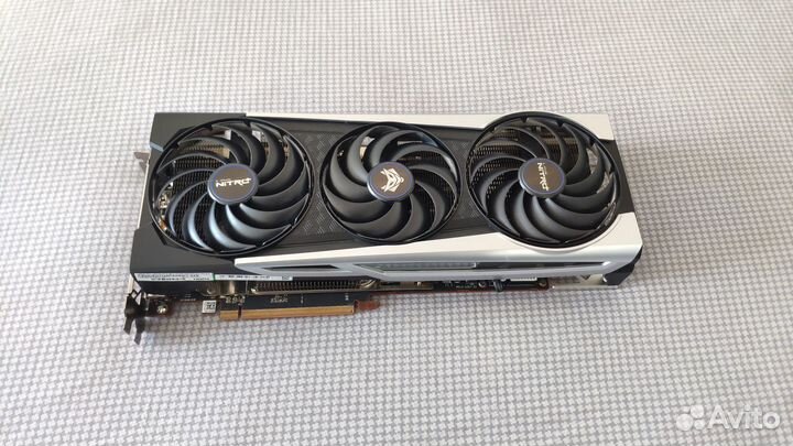 Видеокарта Sapphire Nitro+ AMD Radeon RX 6800 XT