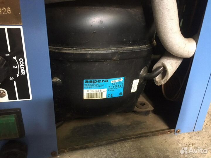 Холодильник для напитков