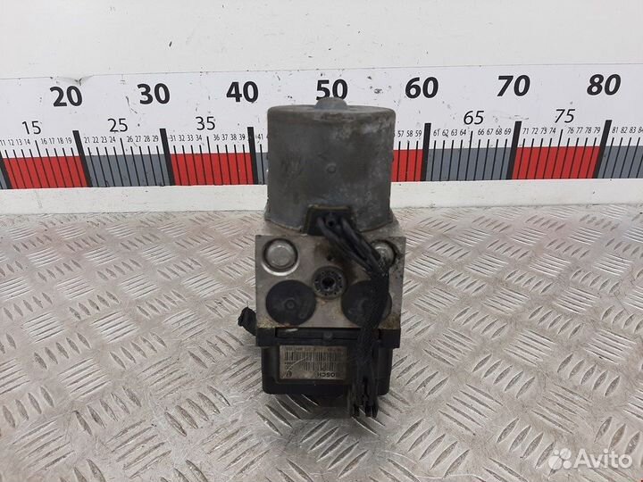 Блок ABS для Volkswagen Passat 5 8E0614111AJ