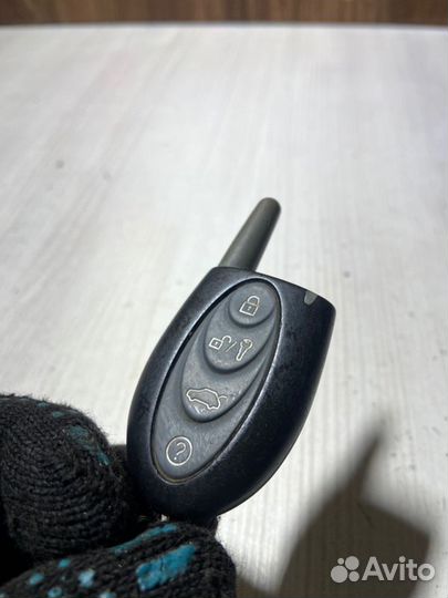 Брелок сигнализации Renault Duster F4R410 2016
