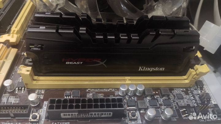 Комплект i7 4770k + Hyper Beast 2400