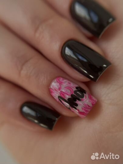 Маникюр и педикюр