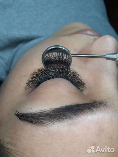 Наращивание ресниц на дому