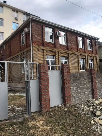 Дом 250 м² на участке 4 сот.